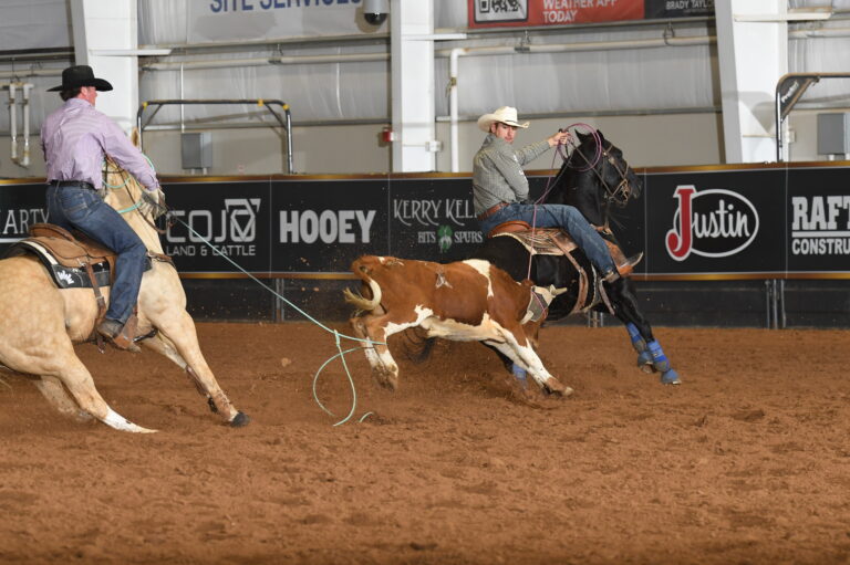 Bubba Buckaloo and Jade Corkill roping a steer to win Rotation 3 of the CoJo Open prelims.